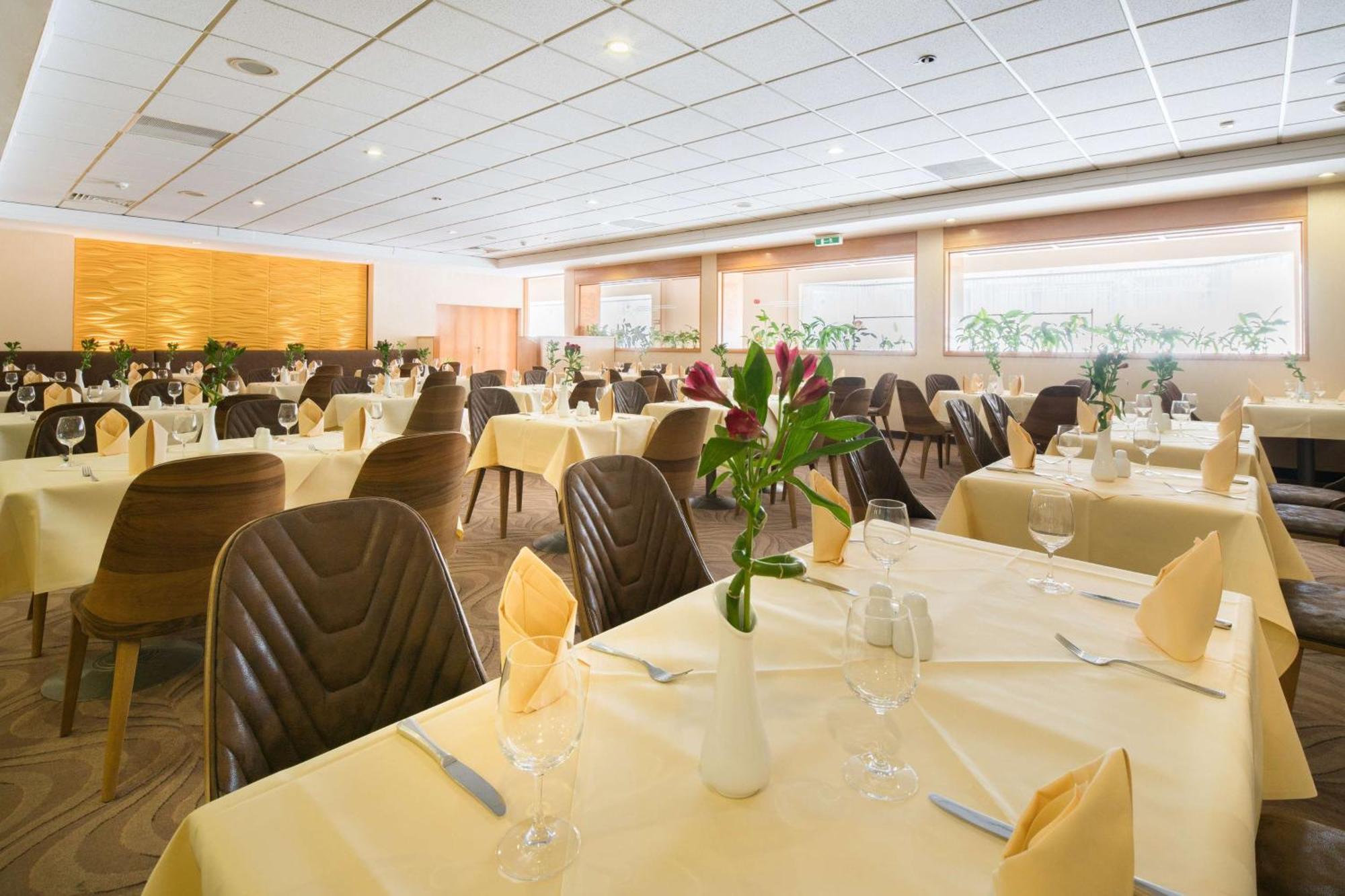 Best Western Hotel Йена Екстериор снимка