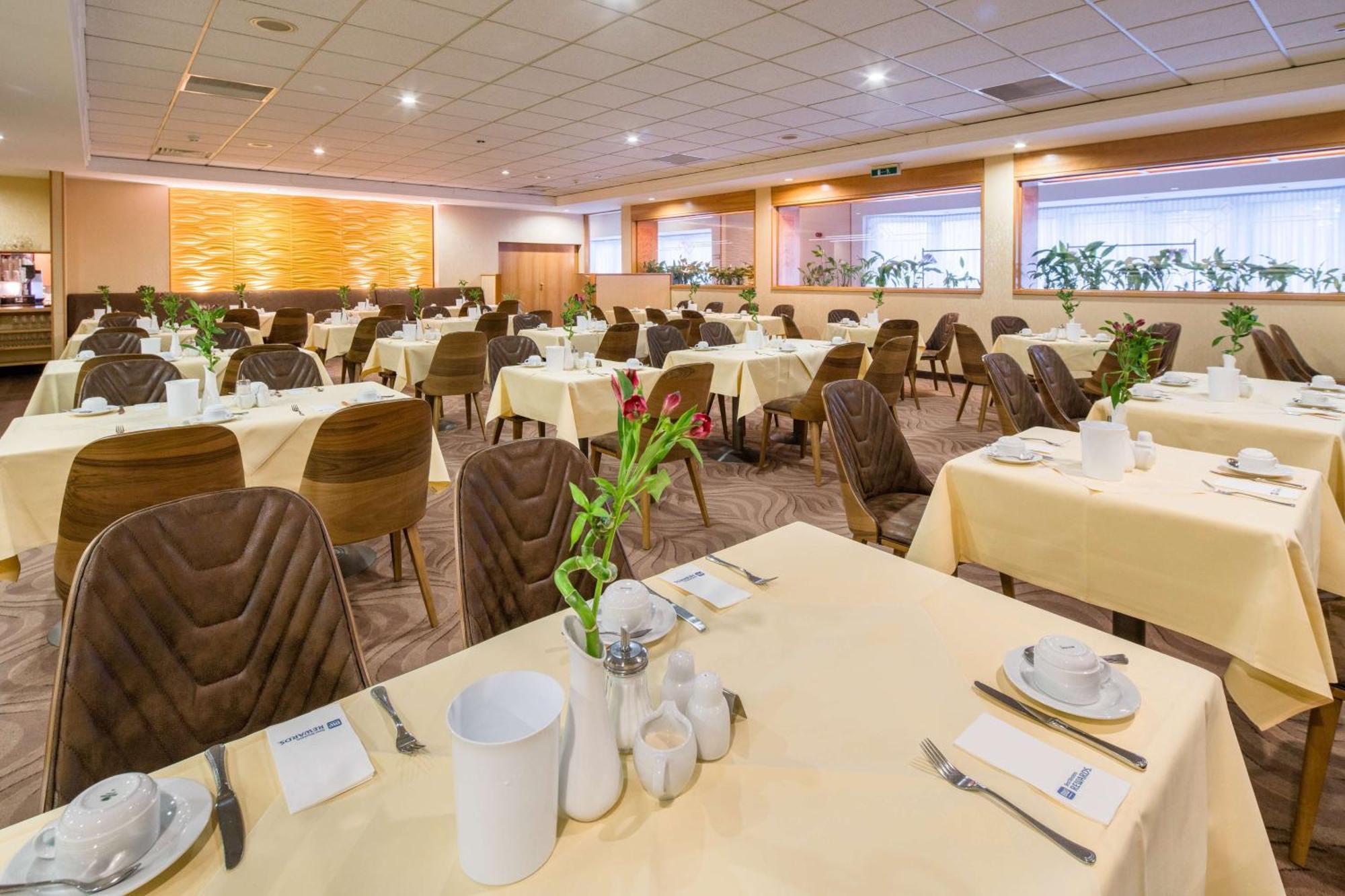 Best Western Hotel Йена Екстериор снимка